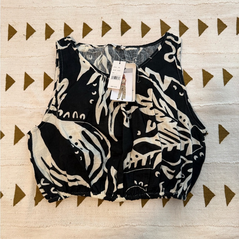 Patterned Crop Bubble Top